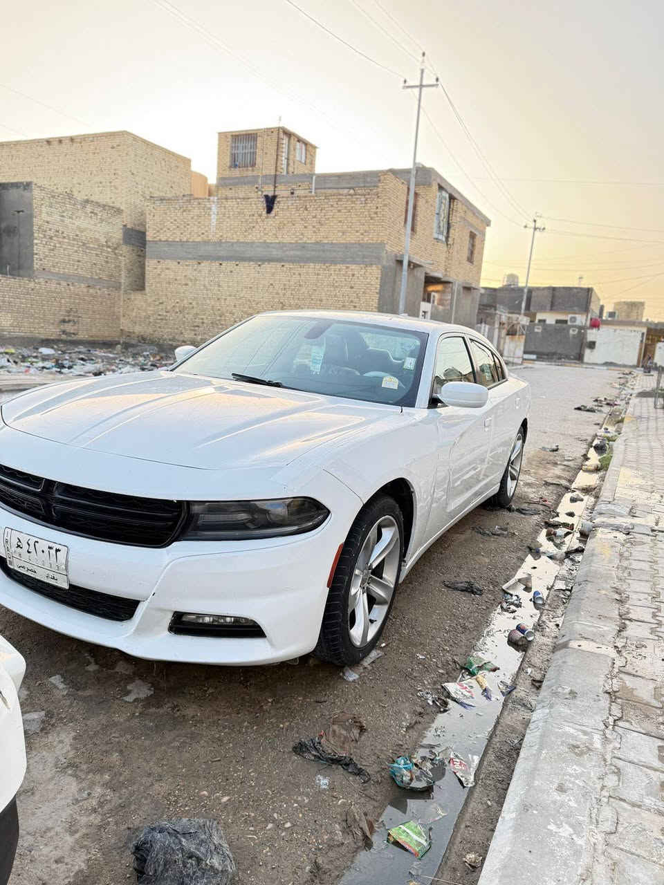 سلام عليكم جارجر موديل ١٦ اصل رقم بغداد بيه بس بنيد بدون دواخل سياره جاهزه وخير من الله مكينه كير تبريد حداديه تخم تاير كامله سياره   جاهزه مال جناي مكانه سماوه  سعر مناسب ب١٧٨  رقم موبايل ***********
