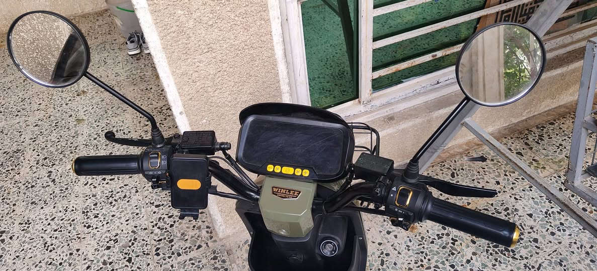 🎯 الفرصة لا تُعوَّض لمحبي السرعة والأداء!

مستخدمة شهرين 2 فقط لا تفوت الفرصة وشتريها سعر 550 الف دينار عراقي وبيها مجال ما تلكة نفساه لحك قبل لا تخلص الكمية لان قليلة بالوان عده اميزهن الاخضر الغامق وهاذا ليس السعر النهائي والاستفسار اتصال على هذا رقم او رسله رسال وسنرد عليك باسرع وقت ولا تضيع هاذه الفرصة امتلاك وحش لا يعوض في هذا السعره وهذا هو الرقم  *********** متواجدين على الوتساب و على الهاتف 

تعلن عن بيع دراجة ياماها R9 بحالة ممتازة وبمواصفات تخطف الأنفاس.
إذا كنت تبحث عن القوة، الأناقة، والثبات على الطريق، فهذه الدراجة هي خيارك الأمثل.

✨ أبرز المميزات:
✅ محرك سريع الاستجابة – أداء عالي يتكيف مع مختلف الظروف.
✅ تصميم رياضي حديث – يلفت الأنظار بخطوطه الحادة وألوانه الجذابة.
✅ نظام فرامل متطور – لأقصى درجات الأمان والثقة أثناء القيادة.
✅ خفيفة الوزن – تُتيح لك المناورة بسلاسة سواء في المدينة أو على الطرق السريعة.
✅ صيانة دورية منتظمة – محفوظة بدقة ومضمونة الأداء.

🚀 خيار مثالي لمحبي:

· السرعة والمرونة.
· التميز بين الدراجات النارية.
· الجمع بين المتعة والموثوقية.

📌 سعر منافس جداً (يُتفاوض بحدود معقولة للمشتري 550الف دينار عراقي وبيه مجال للطيبين الجاد).

📞 للجادين فقط – الاستفسار عبر الخاص. *********** على طريق واتساب و الهاتف

لا تفوت فرصة امتلاك وحش الطرق بمواصفات قمة وتكلفة معقولة! 🏍️⚡
