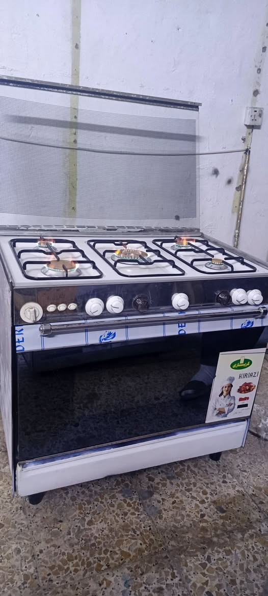 طباخ كريازي مصري شغال ونظيف سعره 250


**إذا كنت صاحب هذا الإعلان وتريد حذفه لأي سبب، رجاءا أرسل رسالة إلى الدعم الفني**