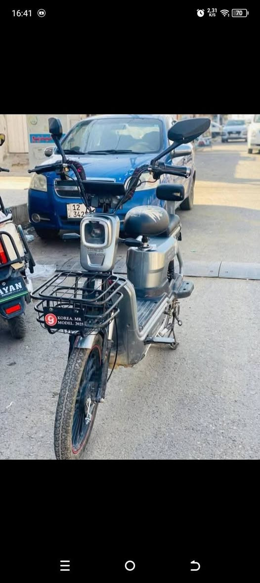 للبيع دراجه شحن فول مواصفات معروفه مواصفاتها 5 بطاريات  مسطره يمشيك فوق 60كيلو 
ملف رياضي عقل الرياضي السعر 200 
وبي مجال الطيبين استفسار خاص


**إذا كنت صاحب هذا الإعلان وتريد حذفه لأي سبب، رجاءا أرسل رسالة إلى الدعم الفني**