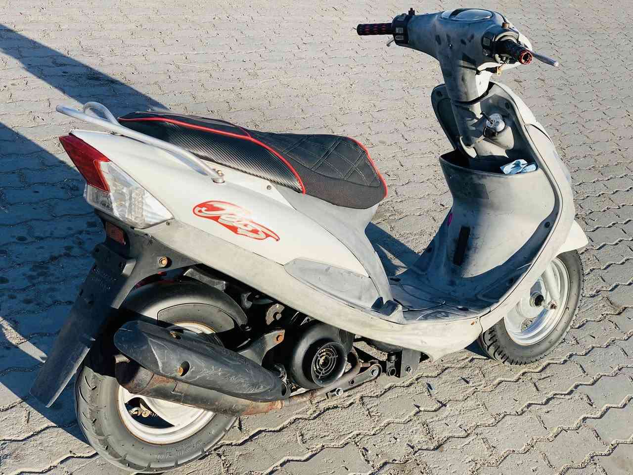 سلام عليكم دراجه قجمه وبيها ملاحضات قليله سعر 650 وبيها مجال بصيط الاستفسار ***********
