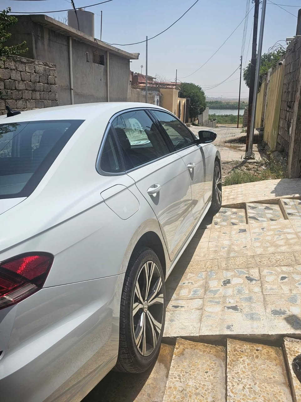 باسات 2021 فول مواصفات
الضرر راس بانيد فقط ومبدل بالخارج بلادي 
 
بدون دواخل بدون ايرباكات بدون شواصي 

ماشي 69 الف ميل 
السعر 150$ ورقة وبي مجال شي قليل 
التواصل على الخاص 
وعلى الرقم 
***********
