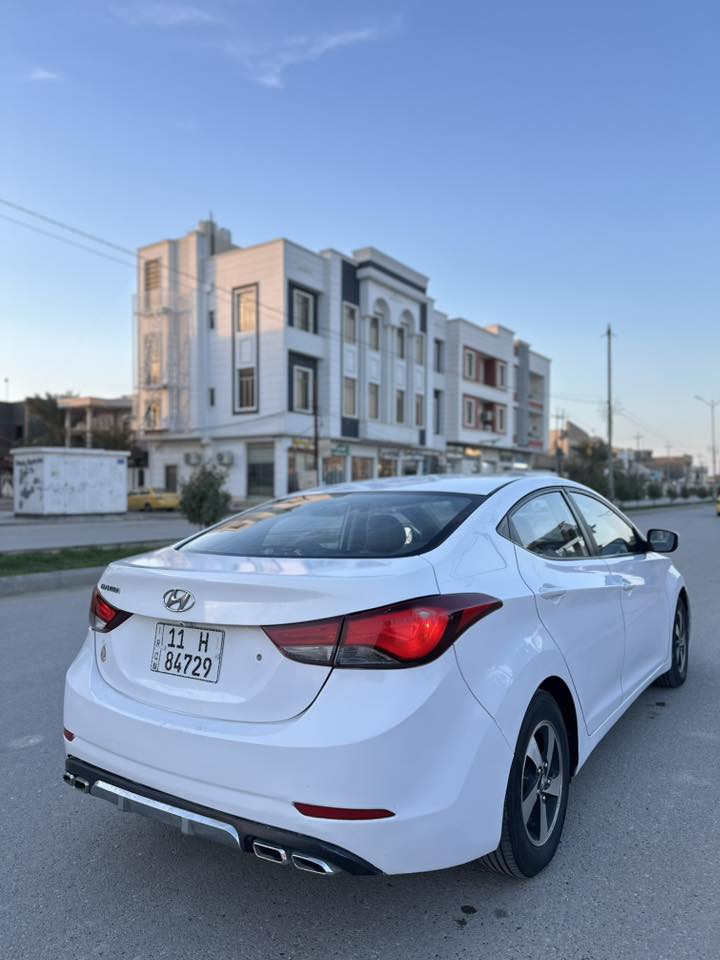 النترا 2016خليجي
مكفوله من الضربه شرط بيه قطعتين صبغ اثر شخطو
محرك 1800المرغوب وگير مكفولات حته من الفتح 
موصفات موضحة بلصور السيارة احلا من صور جديدة 
رقم بغداد الجديد تحويل ثاني يوم سنوية ل٢٩
سعر السيارة 120مع المجال مكاني سماوة المركز 
***********
