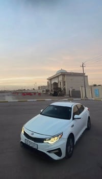 للبيع كيا اوبتما 2021 نص فول  وارد امريكي ضرره بنيد صور حادث ضمن المنش...