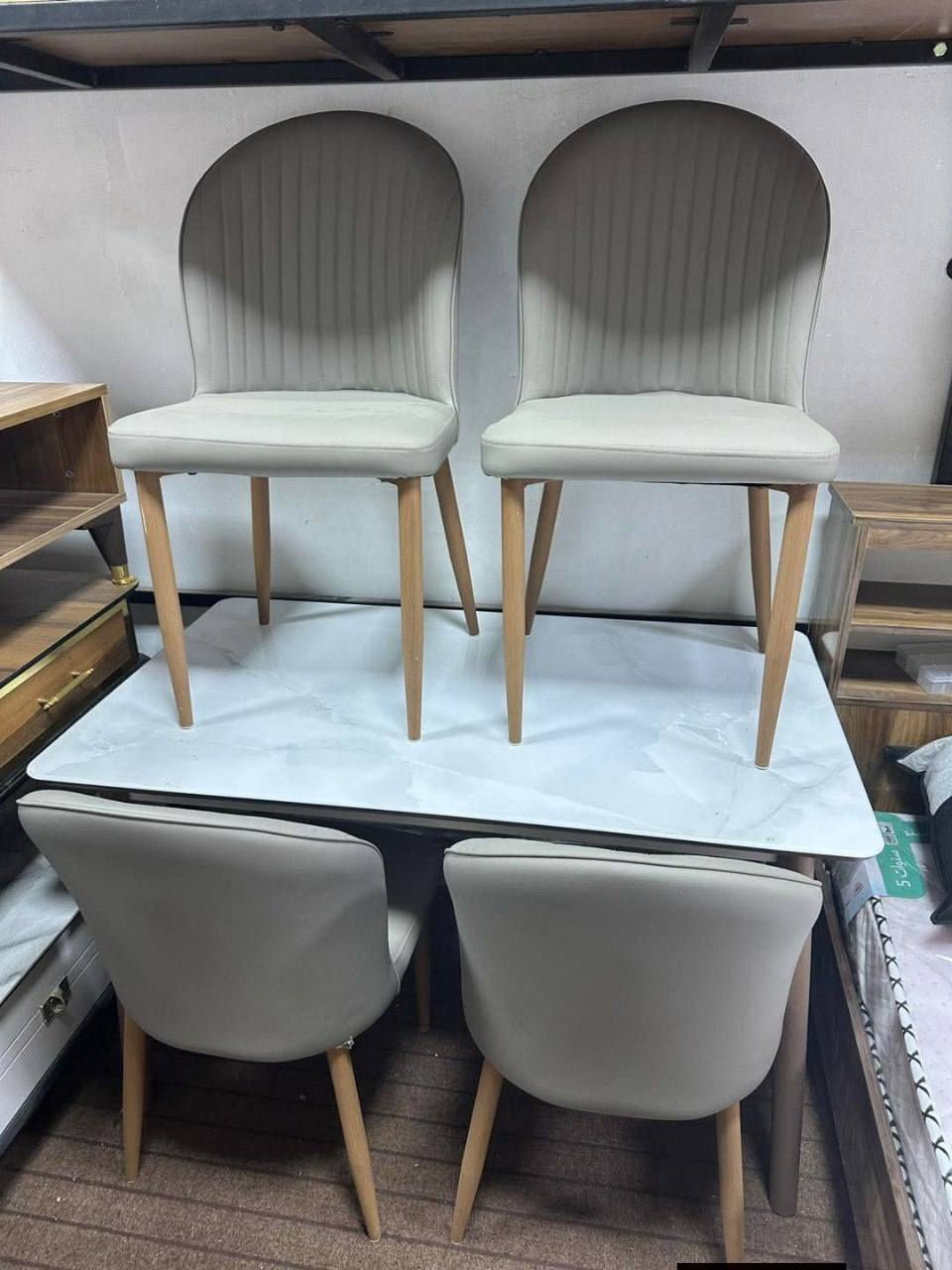 ميز طعام بمواصفات راقية
4كراسي الكراسي 
 السطح مرمر ثقيل درجة اولى 
الأرجل حديد  صبغ حراري
الدوشمة جلد كوالتي عالي جدأ
للحجز ولاستفسار مراسله الصفحه 💫
🚛🚛🚛🚛🚛🚛
تتوفر لدينا خدمة توصيل
 كافه محافظات العراق


**إذا كنت صاحب هذا الإعلان وتريد حذفه لأي سبب، رجاءا أرسل رسالة إلى الدعم الفني**