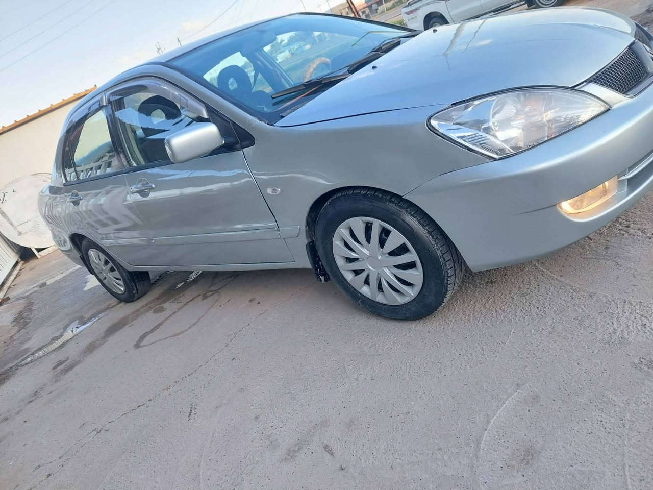 لانسر للبيع موديل 2008 الرقم ديالى محمزمه حزام جماليه فقط بدون ضربه الكير والمحرك جدد السعر 63 وبيها مجال العنوان ديالى الأسود ***********
