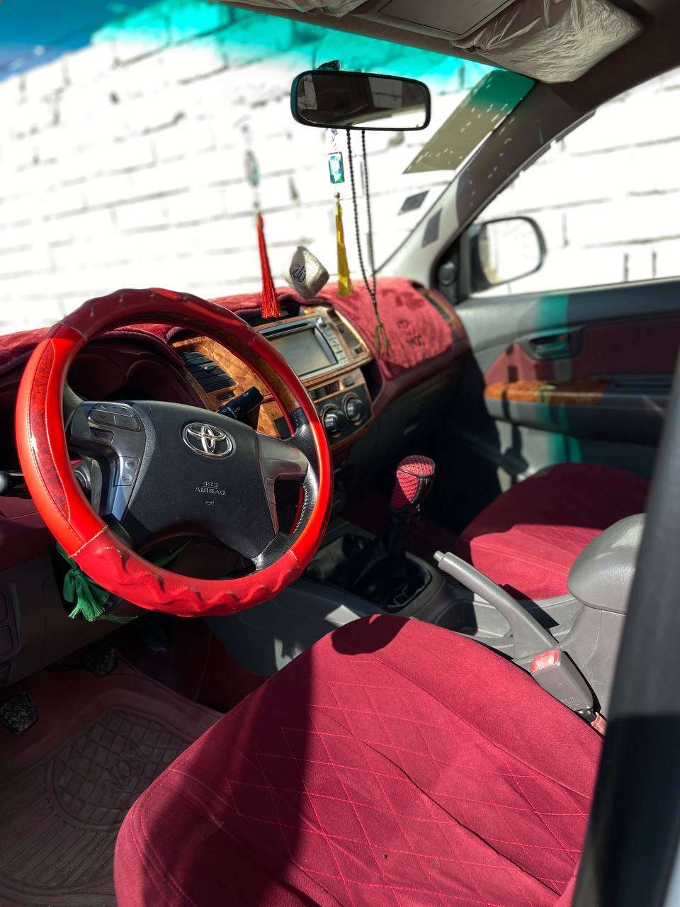 السلام عليكم فلاونزة البيع 2014 سياره مالت بيت ما متعوبه دوم سياره احله من الصوره
سياره بيهه بارد قليل والباقي كفاله عامه السعر 200 وبيهه مجال اتصل وبيك خير وتدلل 
***********
