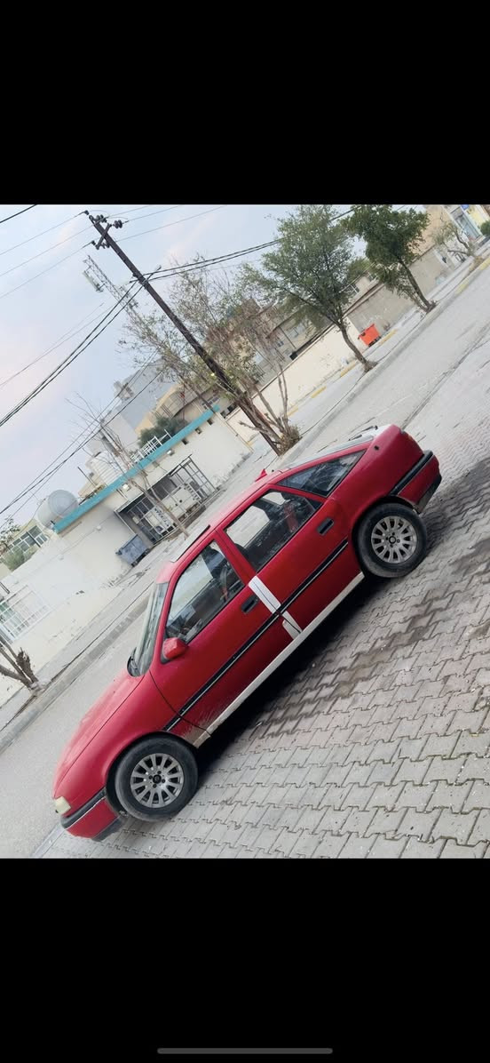 ((سعرها 29ورقه مال البيع)) اوبل فكترا محرك 18 موديل 91 رقم كركوك مشروع وطني  وبيه دفتر بانزين سياره جاهزه من كل نواحي 4 ايطارات جديد درايم شفت جديد باتري جديد صدر امامي جديد كهربائيات بشرط وسياره نضيفه كير محرك بشرط سنويه لحد 27 شرط التحويل والوكاله مكان سياره كركوك التون كوبري رقمي *********** ومتواجد على الوتساب
