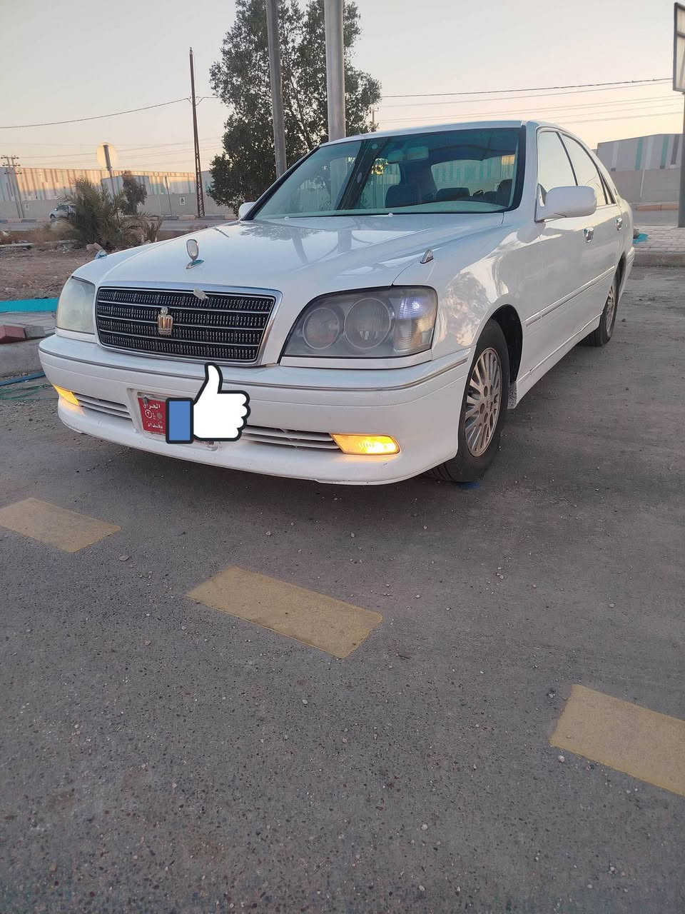 تيوتا كراون ملكة للبيع او مراوس
السعر 75 ورقه وبيها مجال 
مدفوع كمركها قرص واصل باقي تشتريلها رقم  
مكفولة من الكص ونقل الجثة والاصوليات 
شاصي 175 
اربع دكم 
بردة خلفية 
مري كهرباء شفط 
اربع كشنات كهربائي 
تدفئة .تبريد شغالات
تخم تاير جديد 
كهربائياتها شغالة كلها 
حدادية 80%
رقم بغداد 
ملاحضة: محرك بي بداية تبخير والسيارة مصبوغة عام .
موجود علفيس راسل وبلخدمه .


**إذا كنت صاحب هذا الإعلان وتريد حذفه لأي سبب، رجاءا أرسل رسالة إلى الدعم الفني**