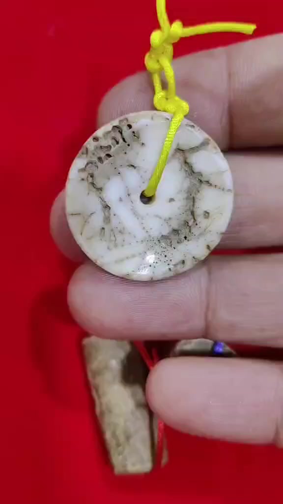 مالت اهلنه الوليين
كلاده عطفه قديمه ملاكط تحفه نادره للبيع الشراي يتفضل خاص


**إذا كنت صاحب هذا الإعلان وتريد حذفه لأي سبب، رجاءا أرسل رسالة إلى الدعم الفني**