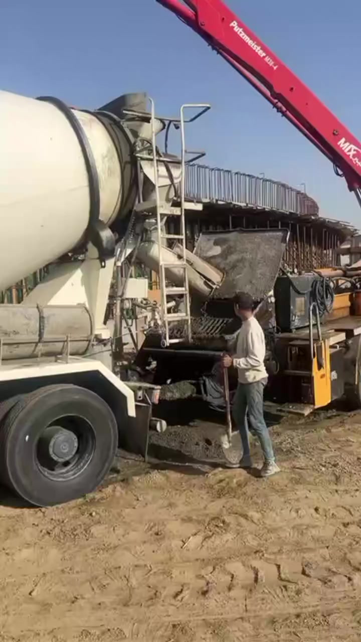 شركة صفاء العبير للكونكريت الجاهز الحاج قيس عطا الله عملنا هذا اليوم في مشروع ماء السدير
نوفّر لكم خرسانة جاهزة بمعايير عالية الجودة، مع دقة فائقة في التنفيذ والتوصيل، لنكون الداعم الموثوق لمشاريعكم الإنشائية.@@

🔹 أسعار مناسبة لصب المنازل والبنايات
🔹 مواد خاضعة للفحص المخبري – نجاح 100%


**إذا كنت صاحب هذا الإعلان وتريد حذفه لأي سبب، رجاءا أرسل رسالة إلى الدعم الفني**