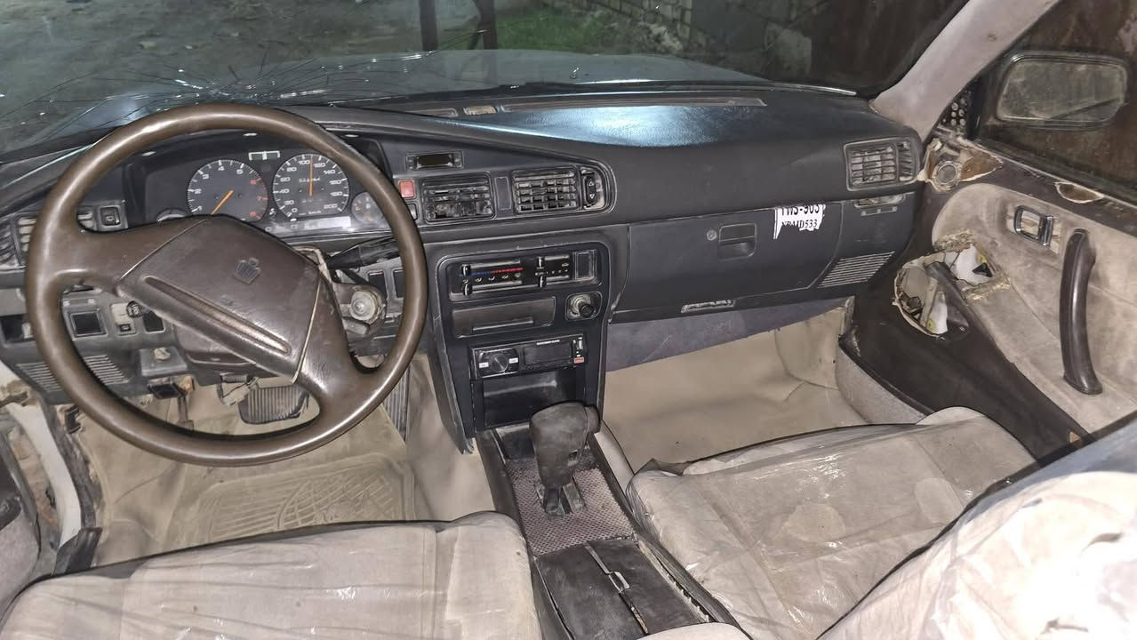 سلام عليكم سيدان هارتوب للبيع سياره خير من الله محرك حداديه تخم تاير باتري جديد كهربائيات كلها شغاله محرك ثنين ونص ديلكو سنويه لل28 مشروع وطني رقم واسط للاستفسار الاتصال على *********** مكاني ذي قار قضاء النصر
