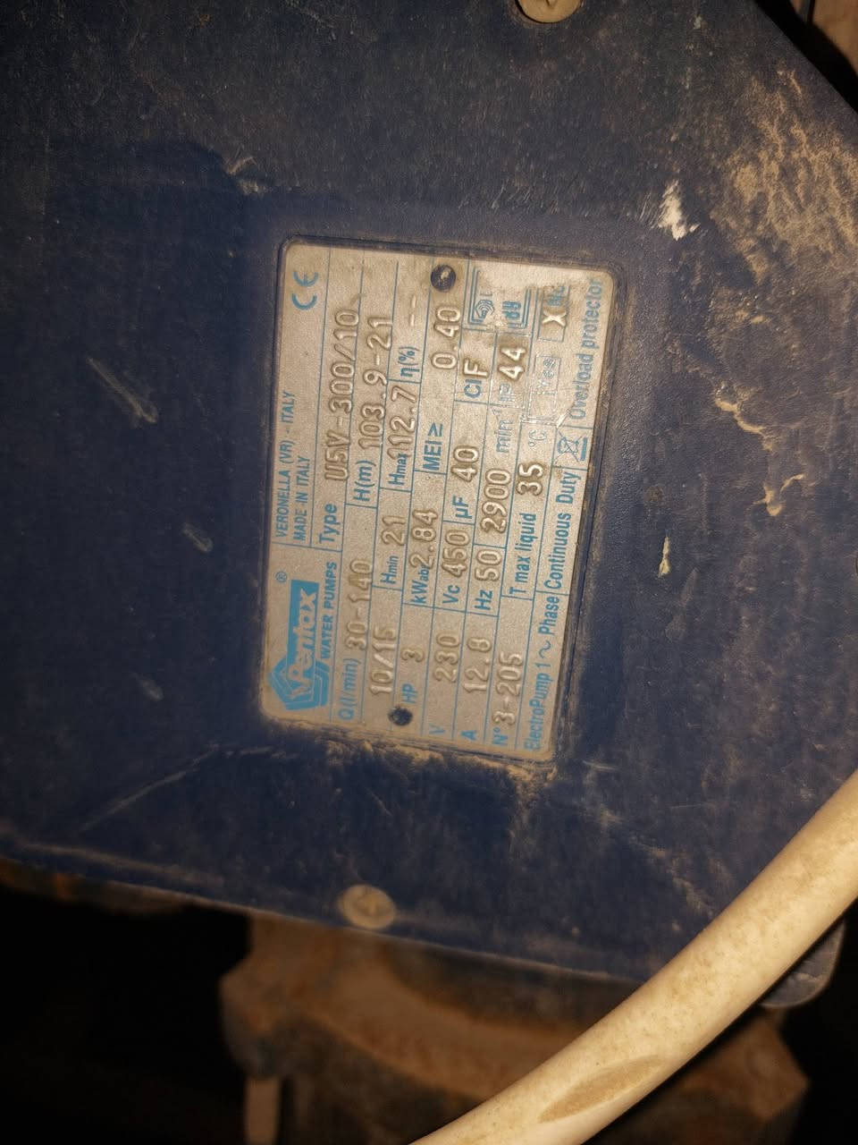 اسلام عليكم كل عام وانتم بخير عيد مبارك  عندي هاي المضخه اريد اروسها ب أكبر منها لأن عندي بير وانتاجها قليل مكاني بغداد


**إذا كنت صاحب هذا الإعلان وتريد حذفه لأي سبب، رجاءا أرسل رسالة إلى الدعم الفني**