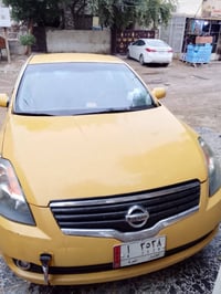 نيسان التيما 2008 خليجي بيهه بس جاملغ جهت السايق امبدل فاة S ناقصهه بس...