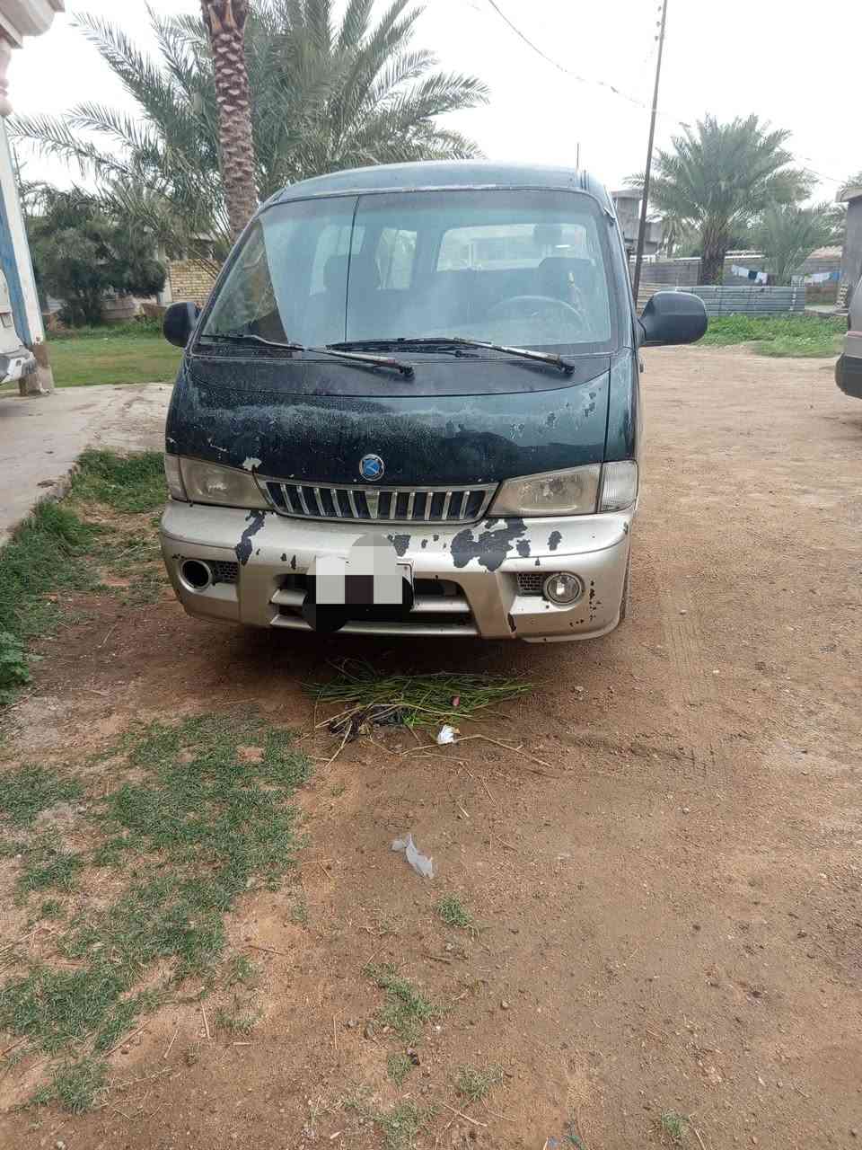 تفاصيل داخل الصوره
