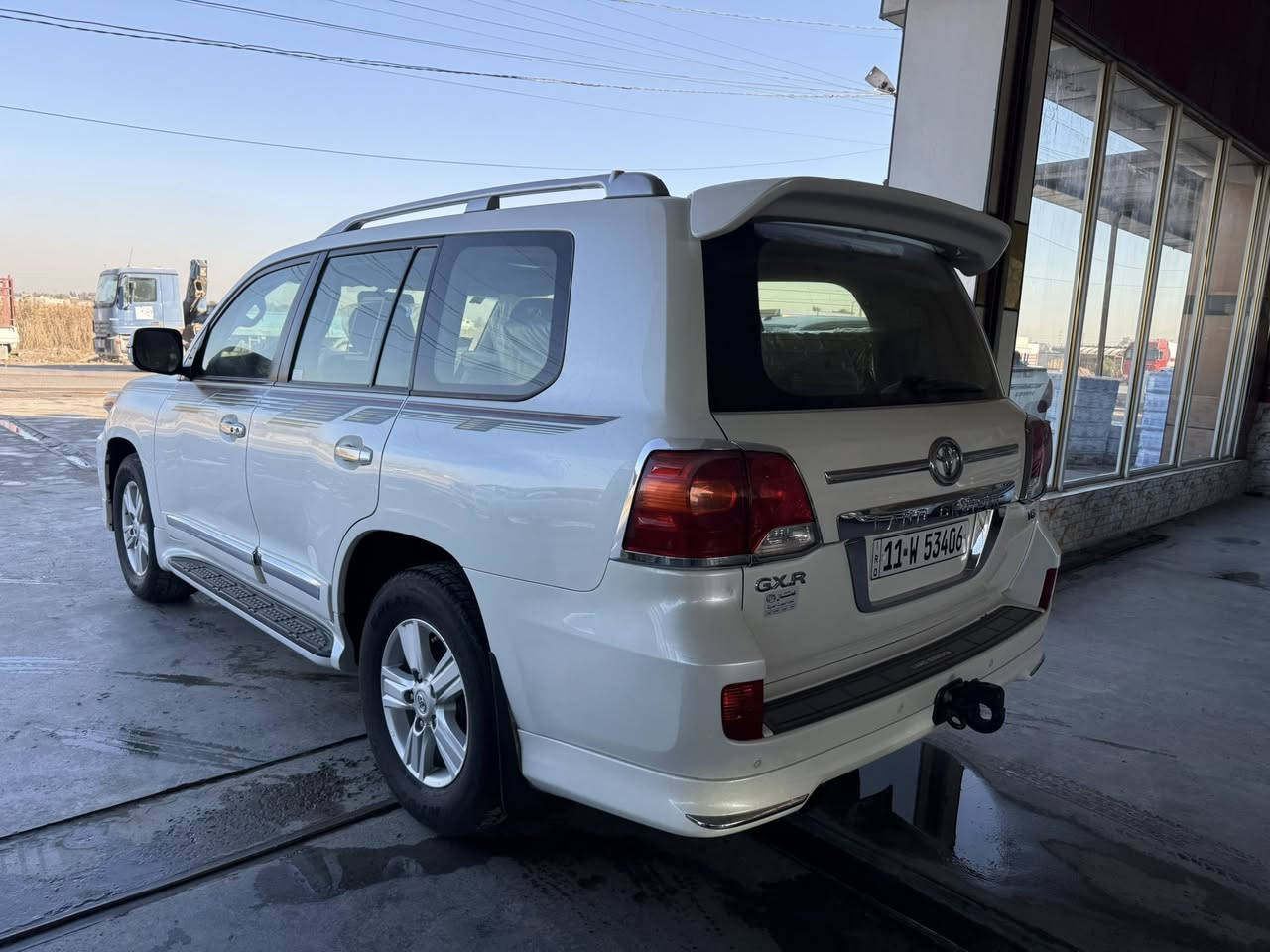 السلام عليكم
لاندكروز 2014 

المواصفات 

فتحة 

6 سلندر 

شاشة حجم كبير 

داخل احمر 

8 ايرباك 

معروفة مواصفات 

السعر 390 

للاستفسار 
***********
