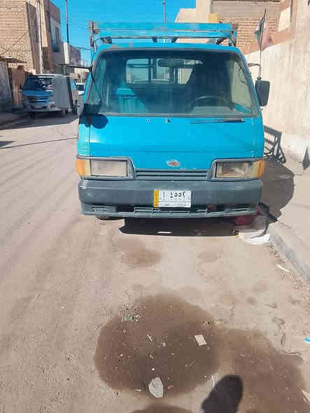 بنكو 1994 محرك وكير وحداديه. وكسن وتخم تاير نضيفات 
السنويه مجدده. رقم شاصي ممسوح. السياره. بأسمي. سعره 35 وبيه مجال قليل. ***********
***********
