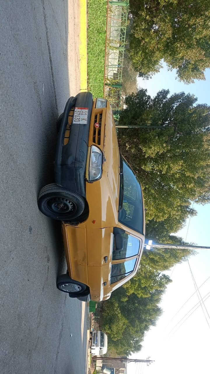 سلام عليكم سايبا للبيع مديل 2017 سياره بيها طخه بسيطه بل باب موضحه بل صور شواصي مكفولات رقم سياره بغداد دولي سياره احلى من صور تخم تاير جديد صدر جديد سياره جاهزة تبريد ثلج هيئه غرامات مصفره سياره باسمي تحويل ثاني يوم سعر سياره 35وبيها مجال مكاني بغداد كاظميه رقم الهاتف ***********خطي ثاني ***********
