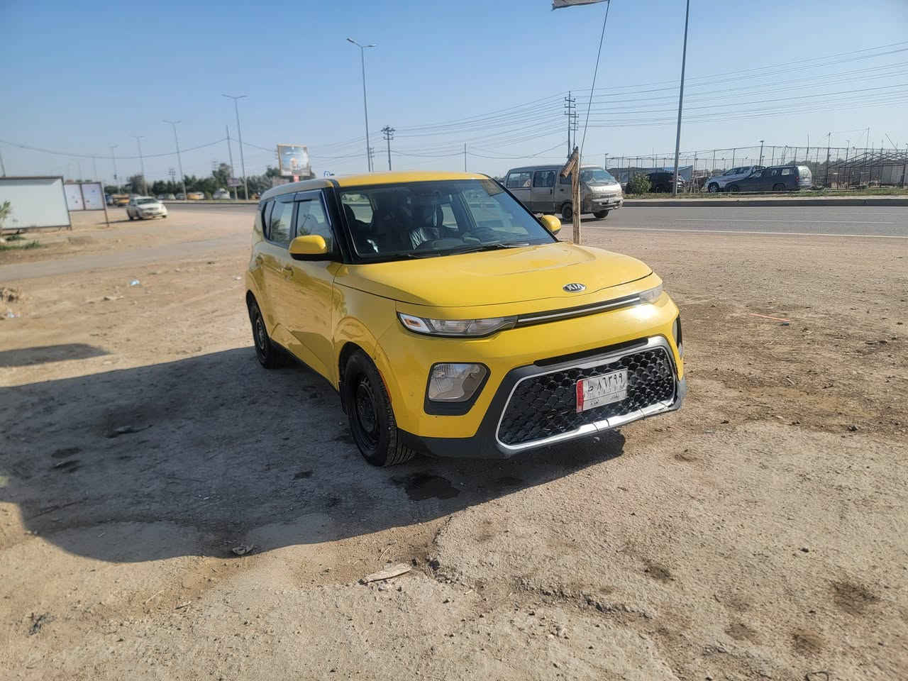 السلام عليكم  صول موديل ٢١ اصل اصفر رقم بغداد حادثه جاملغ فقط مبدل والبنيد بي رش بصيط فقط  ترايك زيرو مكاني بالحله  تحويل مباشر بسمك السعر 112  وبيه مجال بصيط 
***********
