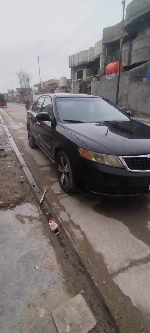 السعر 82
اوبتما لوتز 2010 محرك 2000 وارد كوري رقم سليمانيه بأسمي سنويه وهزه جديدة صبغ عام بدون ضربه واكعه عليها عارضه تصليح بلتكمه الاماميه سياره جاهزه محرك كير تبريد كله تمام شراي يتصل مكاني بغداد ابو غريب *********** بغداد, العراق
