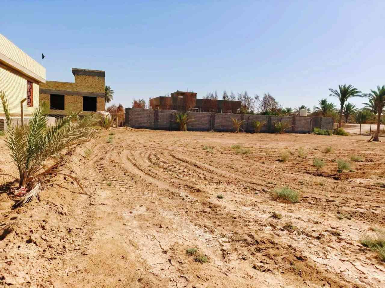 السلام عليكم ارض طابو زراعي سند/25/المساحه. دونم 
الموقع خلف جامعه بابل / 
للاستفسار 
محمد رشيد ‏‪***********‬‏
منتظر الصليخي ***********
                        ***********
