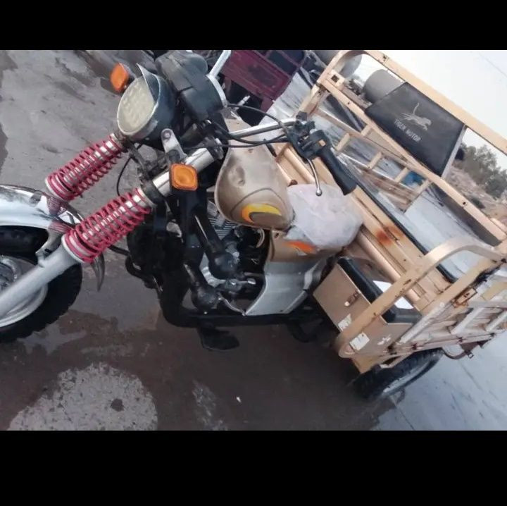 فرۆشتنی خێرا مانتۆر سێ تایە دەبڵ اکسل سعری خوار بازار تەنها 700 هەزار کەمەک معامەلەیی برایانەی تێدایە موشتەری نامەم بۆ بنێرە گەر نا ئەوە ژمارەم 
***********واتساب و ڤایبر لەسەرە أربيل, العراق
