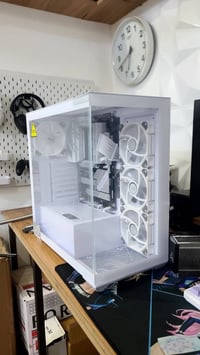 رايزن 7 7700 • ASUS ROG B650-A • بدون كارت شاشة