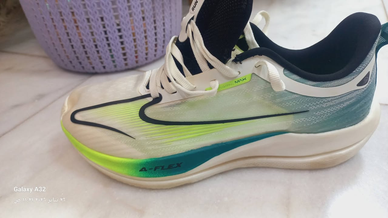 حذاء باله درجه اولى اترانشوز رياضي يوجد توصيل جميع المحافظات ***********رقم سيد حسن ناحية الإمام السعر ١٥الف
