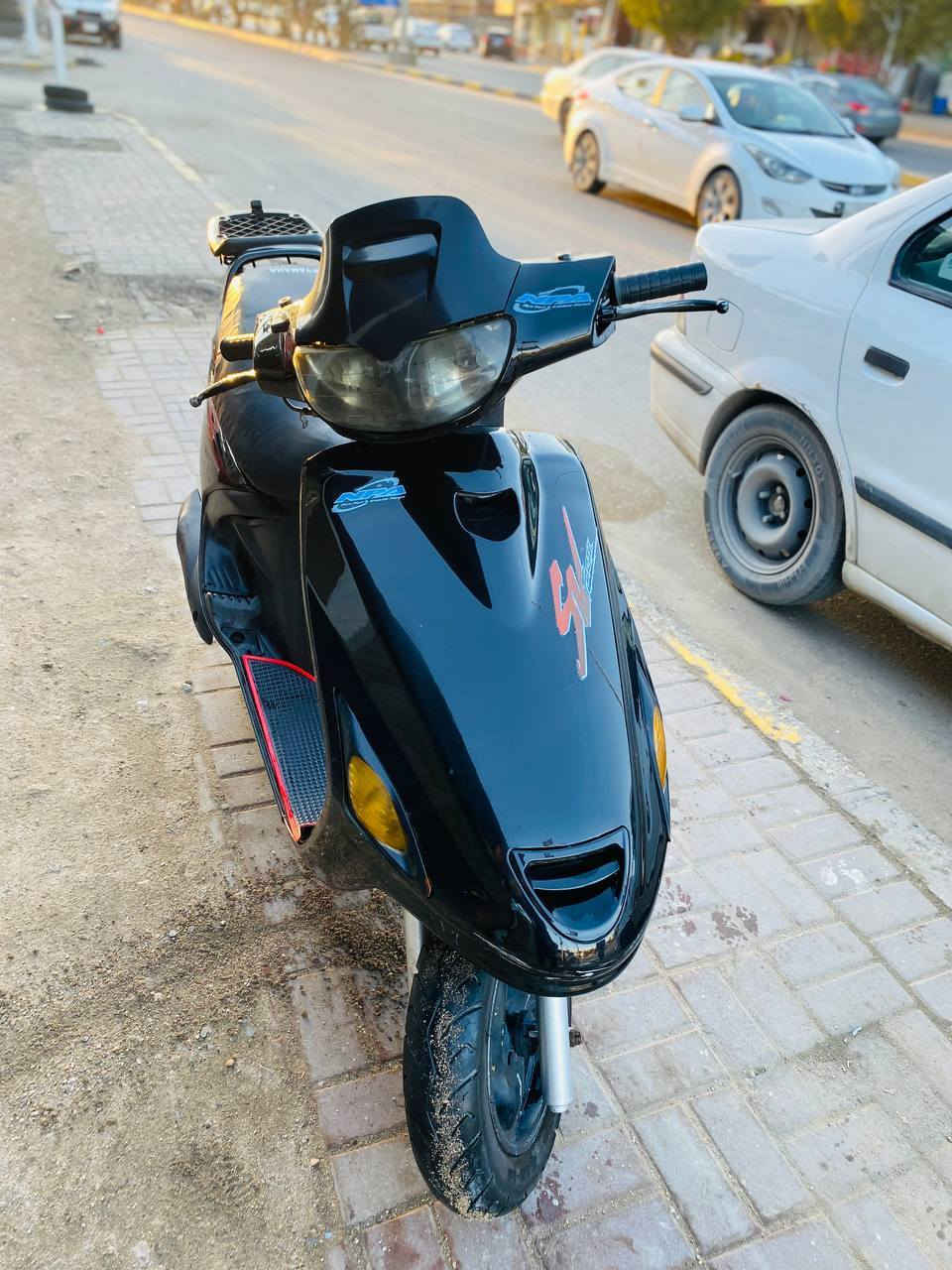 فراشة ✅ 
مكينة حلوة وناعمة مكفولة. كهربائيات كلها شغالة. سلف هندر ب 450 وبيها مجال 
مكاني نجف. ‏‪0781 915 9718‬‏
