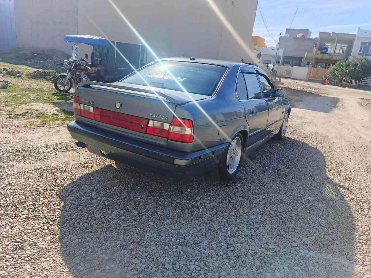 بسم لله الرحمان الرحيم 🌹🌹
‏(BMW)🌹
2جام كاره با🌹
پاتري تازه 🌹
گاردني تازه 🌹
پلاكي تازه🌹
گه رمي به شه رت 🌹
سه نه وي (سه لاحه دين )🌹
ره قه مي عه سلي پيوه يه🌹
مه كينه (525)🌹فه ل
موديلي (١٩٨٩)🌹 کراوە بە ٩٣
لايت ئه لقه 🌹
زينون🌹
سه ياره كه ده عموو ليدراوي به شه رت 🌹
سعري ٢٧ وه ره قه و مه جاليكي 🌹برايانه 🌹
***********واتسابي له سه ره 🌹
🌹*********** السليمانية, العراق
