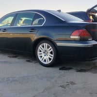 سلام وعليكم من رخصت الدمن سياره للبيع بي ام باخره الفين ٦  سياره بعدها...