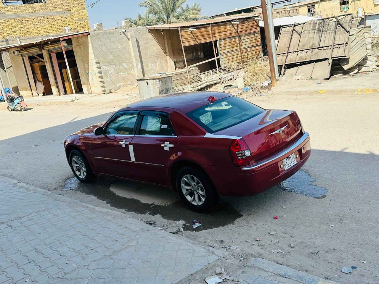 سلام وعليكم شباب
رمضان كريم عل جميع
كلايسر اوباما لون مميز
سياره كندي كفاله من ضربه دواخل لونين 3/500 اصل
مكينه وكير وحداده وتخم تاير كله فول وجاهز سياره استخدام العائلتي فقط 
السعر جوه سوك 93
العنوان بصره
***********
