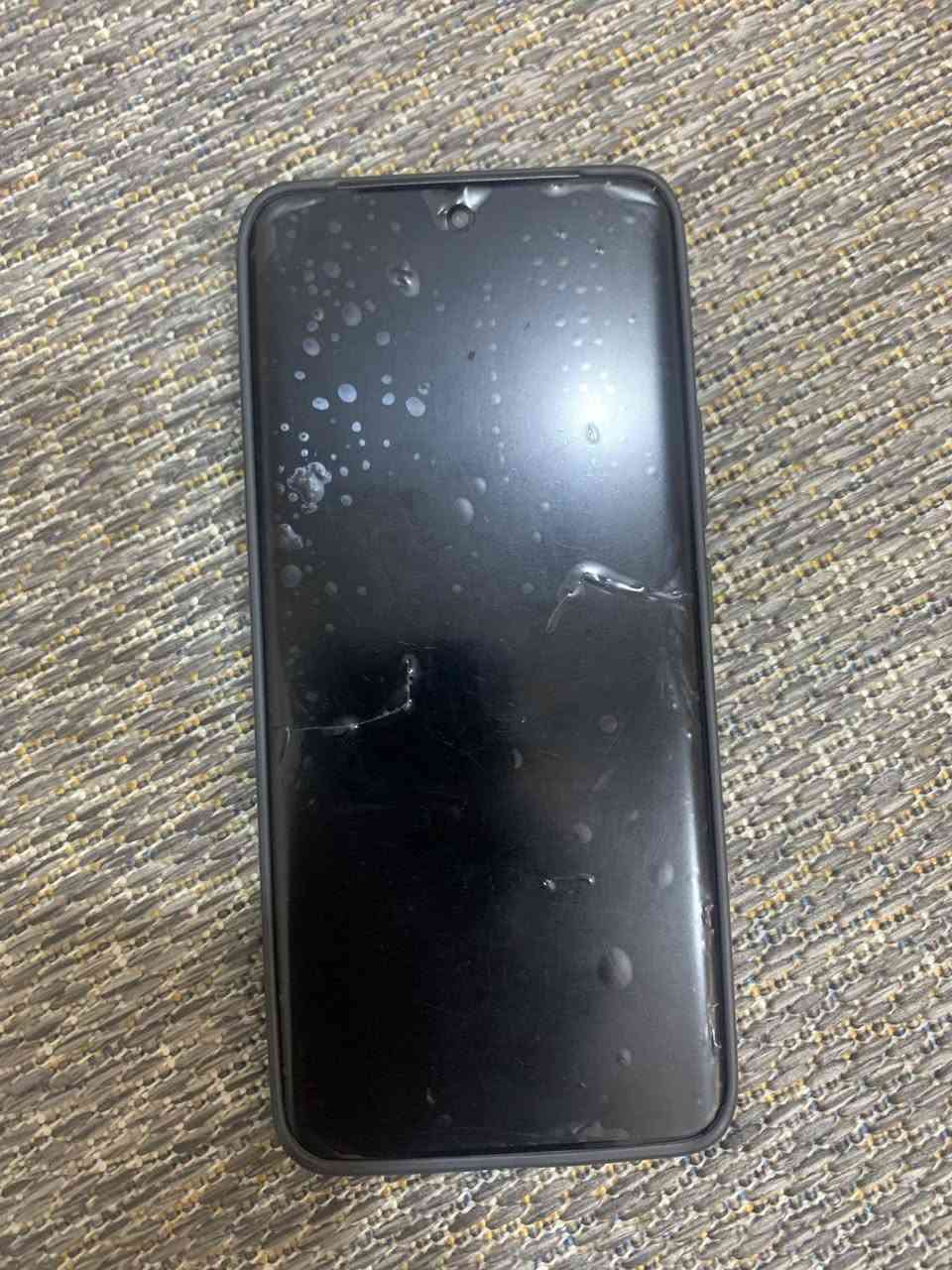 جهاز +relme 13 pro الرام 12GB عشوائية و512 التخزين (الذاكرة) شاشه 120HZ بطارية 5200mAh معالج سناب دراكون جين2 كاميرا 32 ميكا بكسل يدعم الذكاء الاصطناعي الجهاز بوضع الشركه بحيث لزكة الجهاز بقيته كما هي بس هيج صارت لان استخدمه لزكة جهاز ممخلي اله باقي بلزكة الشركة سعره 500 الجهاز كامل ملحقات  للأستفسار اكثر راسلني وتدلل


**إذا كنت صاحب هذا الإعلان وتريد حذفه لأي سبب، رجاءا أرسل رسالة إلى الدعم الفني**