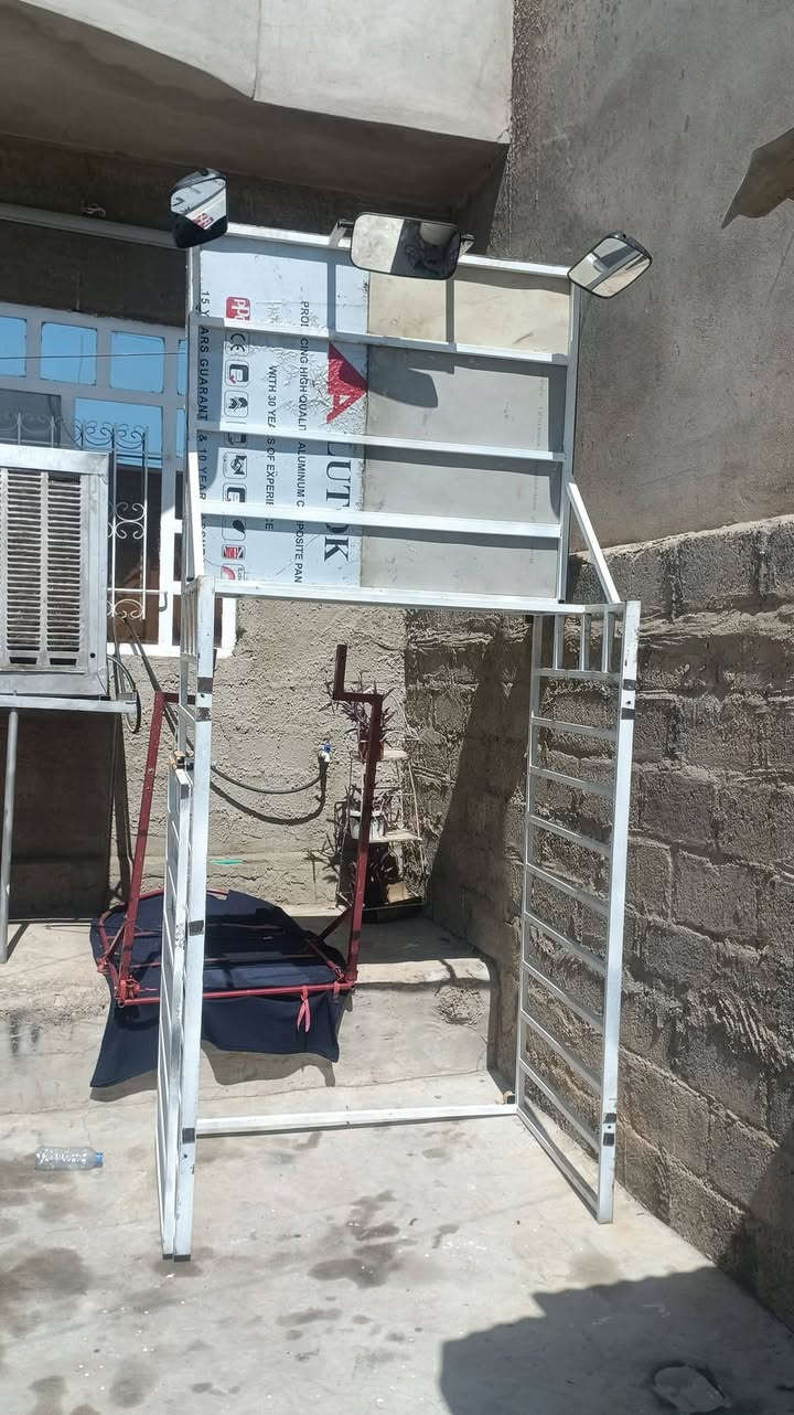 محجل للبيع شي رقم واحد ثقيل //***********
