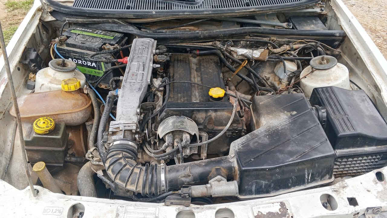 فورد سيرا موديل1992
نضيفه داخل خارج رقم كركوك سنوية لل28 تحويل شوكت متريد صدرها جديد  سعرها 22 وبيها مجال عنواني كركوك قضاء الحويجة للاستفسار ***********
