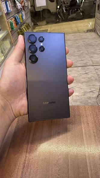 S24 الترا
ذاكره256 مكفول لون اسود
جديد جهاز مابي اي شخط او ضربه بلادي مامفتوح 
السعر 850 الف شراي اتصل
***********
