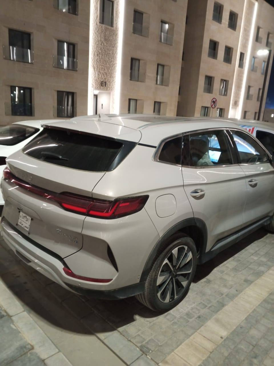 السلام عليكم زبائنا الكرام
عرض خاص بمناسبة حلول السنة الجديدة سنة خير يارب

تبديل زجاج خلفي مظلل بي واي دي 

اصلي وكالة مع الضمان 

يتوفر لدينا جميع زجاج بي واي دي 

العرض يشمل التوصيل والشد مجاناً داخل بغداد 🏍️

توصيل لكافة محافظات العراق

***********ابوفهد
