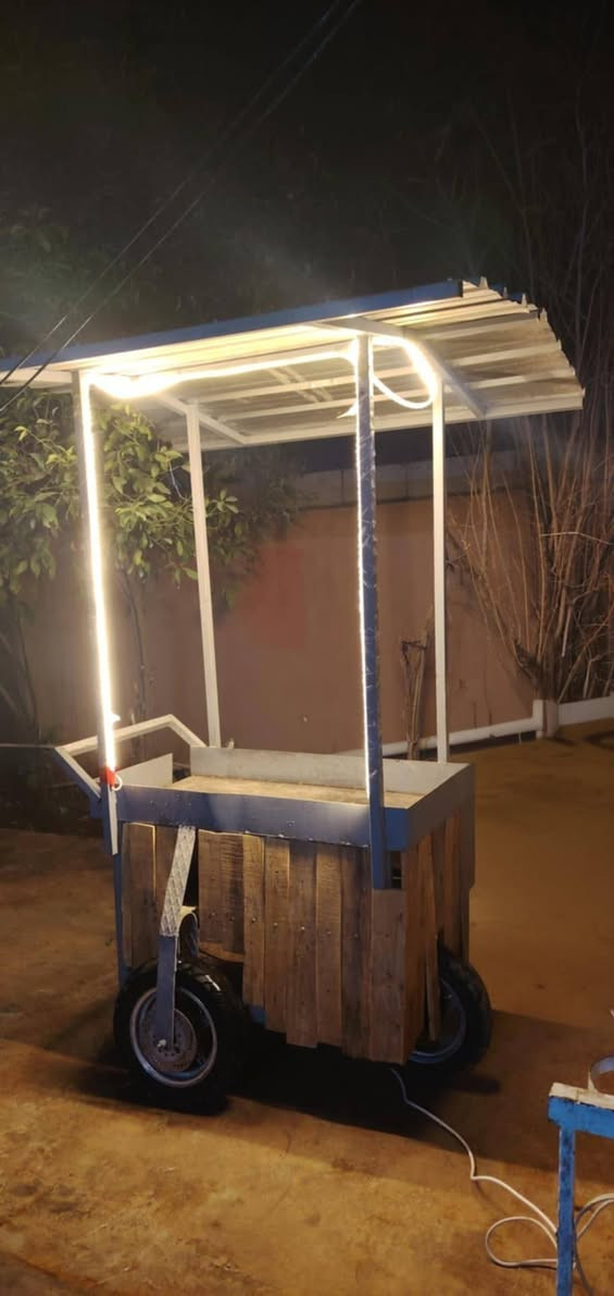 سلام عليكم عربانه للبيع حجم 110-60شغل نضيف حديد بليت قوي مستعمل كلش قليل شوفت عينكم نضيف وحديد كلش قوي ماعليه شي سعر 150الف وبيه مجال لشراي للاستفسار *********** كركوك, العراق
