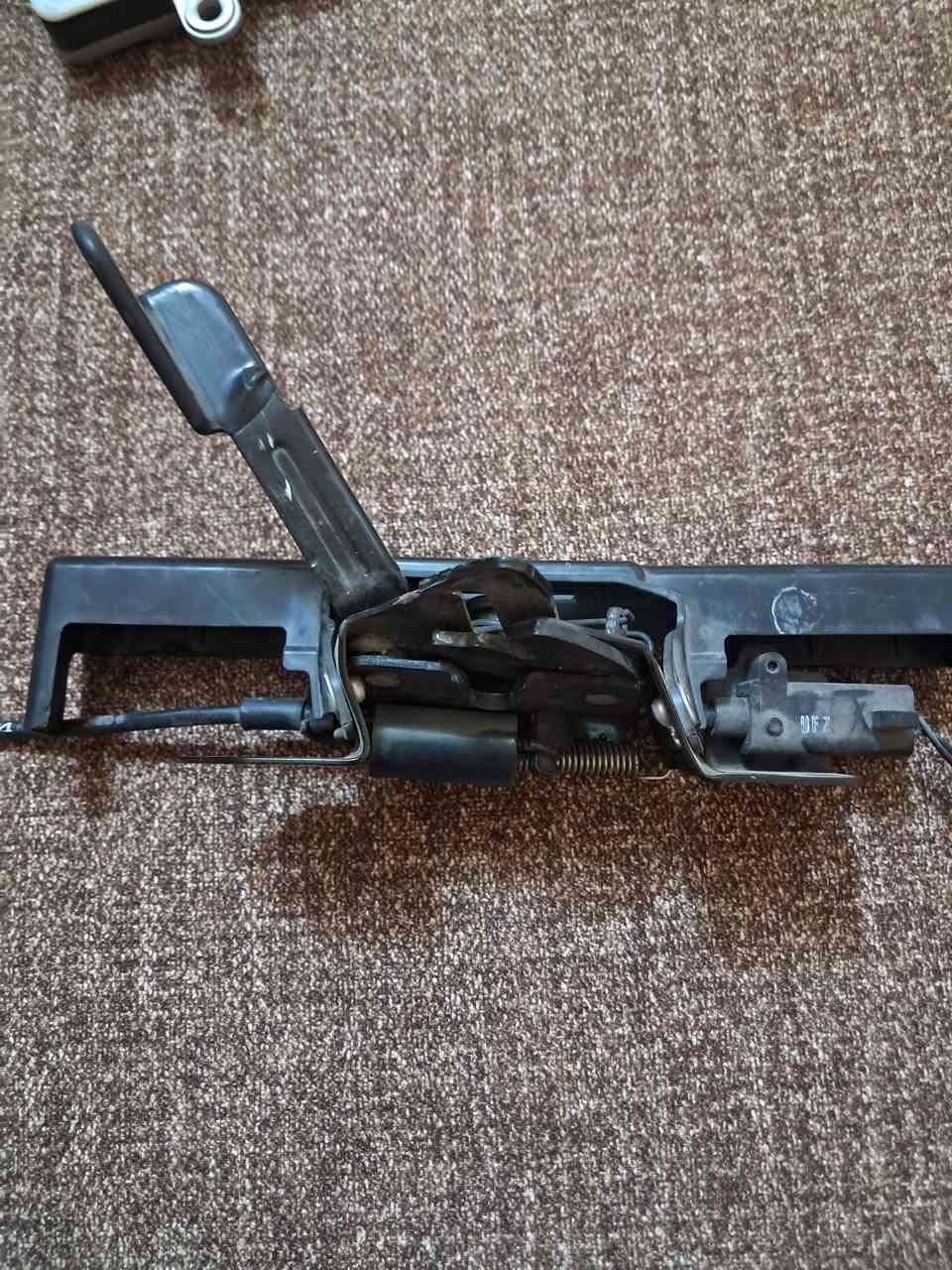 غراض فورتي تفصيخ 2024
بصمه تشغيل وتشغيل عن بعد 
قفل بنيد كامل 
حساس  تنبيه 
حساس صدمه ايرباك جهتين يمن ويسار 
قاعده رادار كامله  
كارت مروحه 
فسفوره لايت و نيكله 
بروجكتر جهه الايمن شغال 
***********
