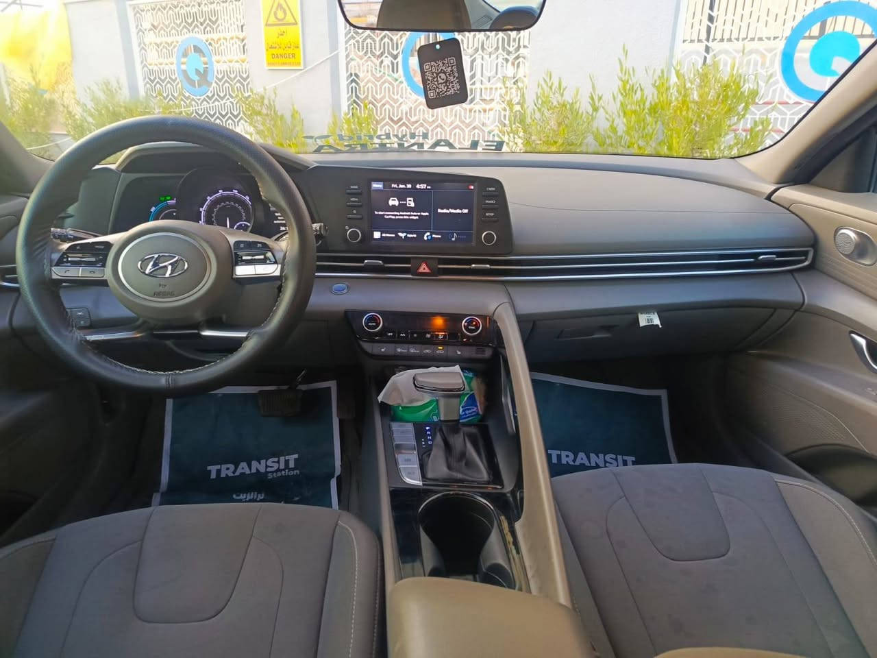 االنتره ٢٠٢٢ هايبرد جديده ماشيه قليل اقتصاديه جدآ نعومه سرعه عزل مواصفاتهه بلو فول عدا السلايت جديده السياره بدون تبديل بدون ايرباك بدون دواخل بجم دواخل كلهن كبس حادثهه خلفي قبق جنطه لون اسود شذره السياره عل وضع الشركه رقم بغداد الدولي وباسمي السعر مناسب ١٣٩ مجال بصييط *********** ساكن بغداد الكرخ
