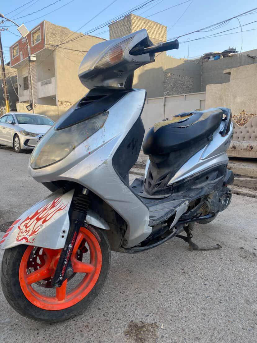 سلام عليكم دراجة سكنس فحل كايمة ابيع عل هاي حطتهة كوم حديد مكاني بغداد دورة قيم بل يرضي الله ***********
