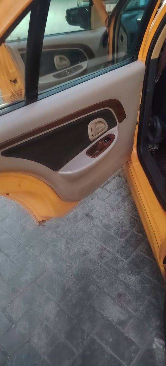 سلام عليكم
بيجو بارص ٢١ صفره كفاله
سياره جديده وخير من الله
كير مكينه لوك
تبريد ثلج 
ماشيه 93
مراوس فورتي او النتره ستفسار ***********
