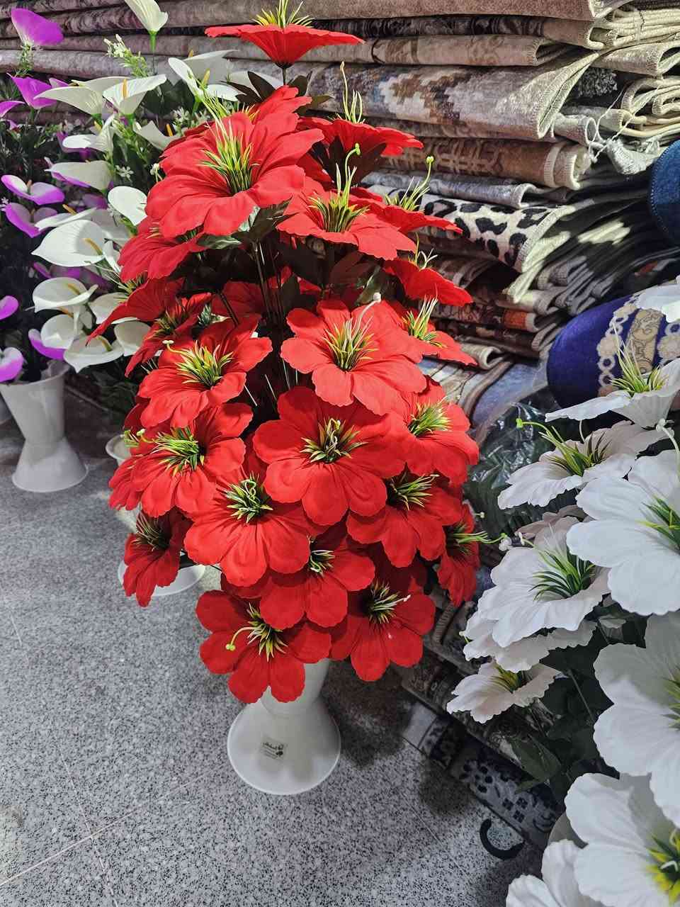 كل ماهو جديد ومميز من اشجار الزينه  وصول شجره حجم وسط ب١٤ ألف  فقط للإستفسار واتساب*********** او ***********او مراسله الصفحة
