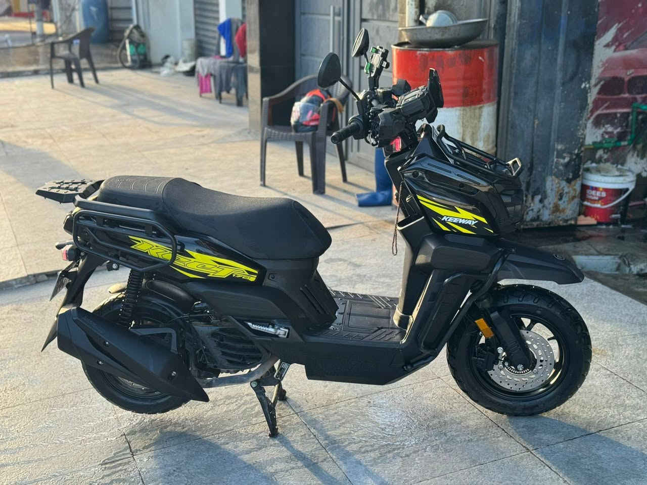 السلام عليكم دراجه كي واي موديل 25 اخت الزيرو محرك 170مكاني ايسر تواصل وت ساب***********
