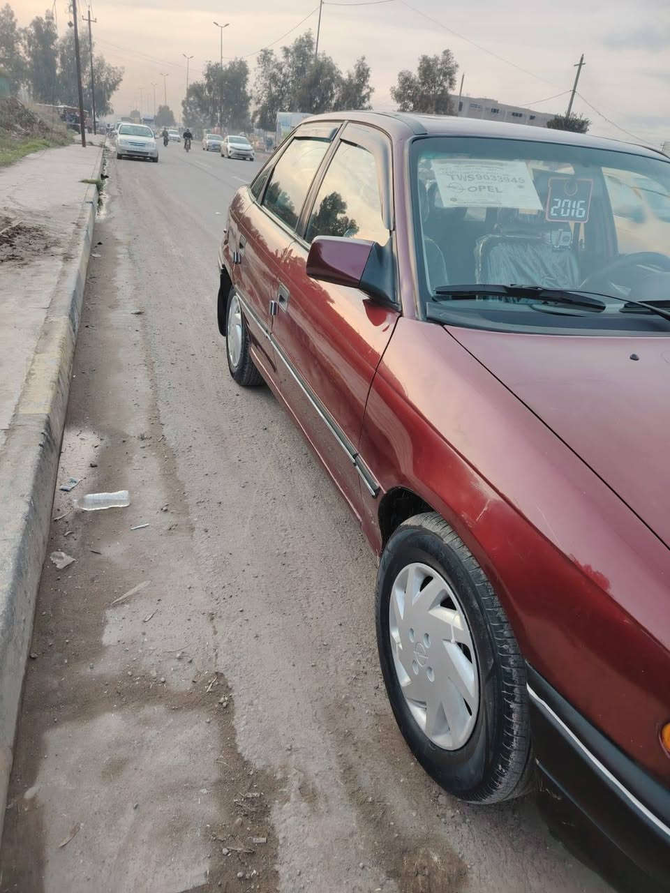 استره موديل 92محرك 16بدايت نفخ سنويه 30هزا جديده رقم مصطره شرعيها داخل الموصل شرط بدون ضرر صبغ سقف وجاملوقات خلفيه شرط بدون معجون كهرباءيات شغالا كلها طخم تاير جديد ستيرن بور سعر(48)ورقه للتصال (***********)
