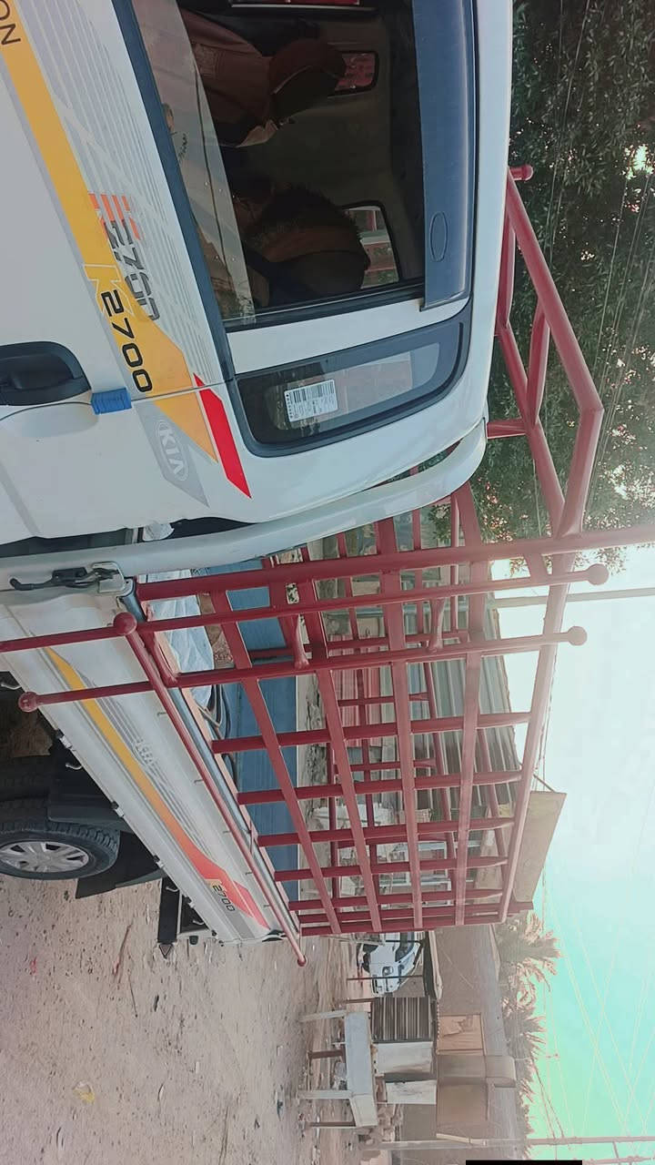 محجرات بوري  جدد غير مستخدم نثيه  وفحل  دبل قماره  فونتيرا  كيا  سعر الواحد 275   بيع او مراوس جميع المحجرات 
مكان نجف جدد سعر نهائي *********** متوفر خدمه توصيل
