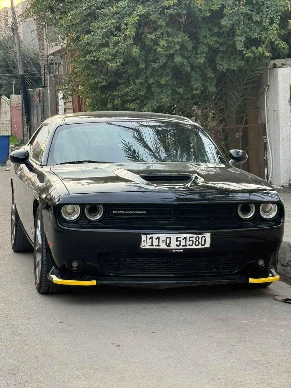 السلام عليكم
دوج جالنجرGt
 ٢٠٢٣
ماشيه ١٧ الف (بعده بريحه  شركه
السياره كلين 
من اجت دريت بيه حادث امامي ٣ قطع
سعره ١٧٩ ورقه
بسعر ١٦ موديل
مكانه حي جهاد 
***********
