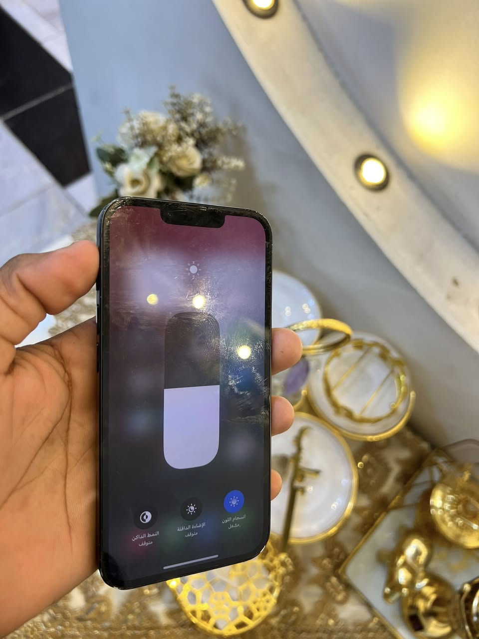 آيفون ١٣ عادي جهاز لوك كلش نضيف مستبدل فقط شاشه اصليه من ابل وبطاريه 85 ذاكرته 128 فيس إيدي شغال كله شغال بدون اي خلل سعر 275 وبي مجال بسيط مكاني بغداد الامين الثانيه ***********
