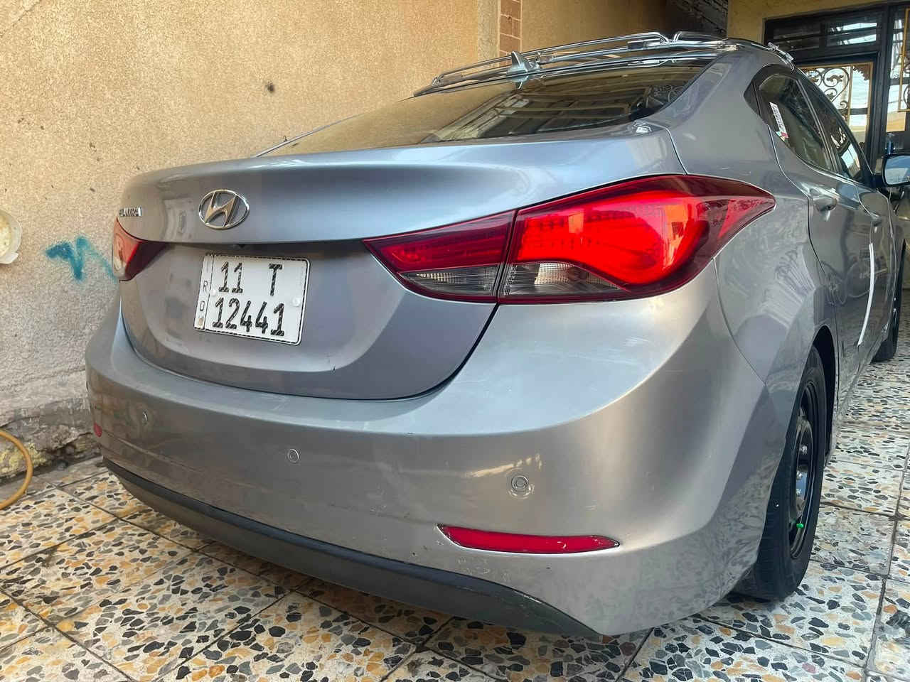 يا الله سلام عليكم النتره 16 امريكي حادثه جاملغ وبنيد فقط بدون دواخل و +بابين كلير سونر مرفوق بل صور سيارة جاهزة لخير كير مكينه مكفولات حديده صدر تخم تاير تبريد كله مكفول دوشمه عام لايلون سفاري هزه جديده سنويه بسمي مكان بغداد الشعب $98 بيه مجال قليل ***********
