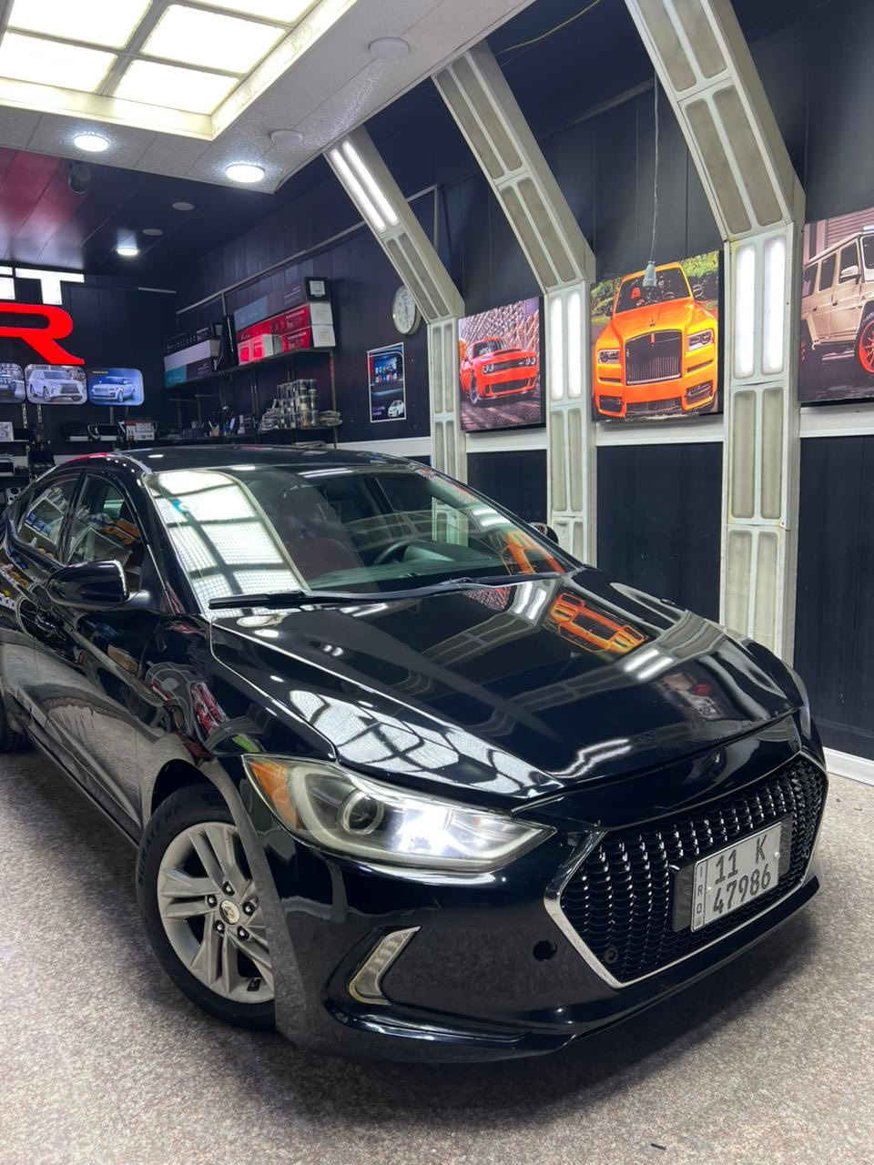 موديل 2018
رقم بغداد دولي الجديد بأسمي 
ماشيه 100
حادثها بنيد ودعاميه  وجاملغ خلفي 
سونارها مرفق مع المنشور 
كير ومحرك كفالة 
السياره عليها ادامة كاملة بلكات نوزلات فيت بم كله مال وكاله 
تخم تاير وحداديه جدد 
مكانها بغداد 
السياره جاهزه بدون نقص 
السعر 120 ورقه
***********
